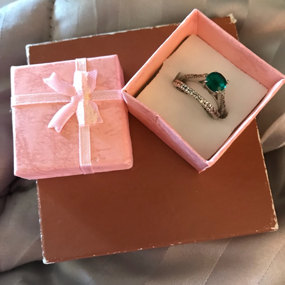 Emerald wedding bands